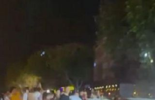 Asker eğlencesinde yolu trafiğe kapatıp oyunlar...