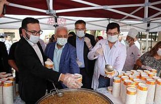 Aşureler Ataşehir’de bolluk, bereket ve kardeşlik...