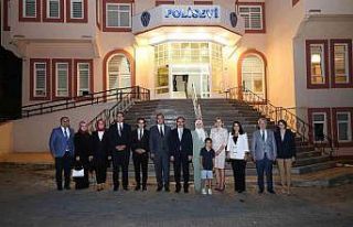 Atamaları yapılan kaymakamlar için veda buluşması...