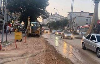 Atatürk Bulvarı araç trafiğine açıldı