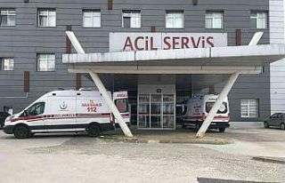 Ayağına silindir düştü, hastanelik oldu