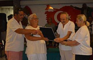 Ayvalık’ta Engürü Sitesi emekçilerine anlamlı...