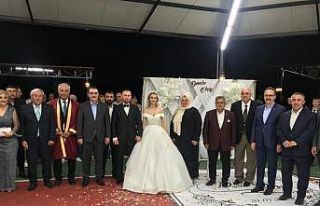 Bakan Dönmez, nkâh şahitliği yaptı