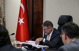 Bakan Nebati: “Nesillerin refahı için durmadan...