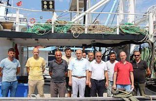 Balıkçılar denize açılmaya hazır