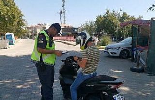 Balıkesir’de jandarmadan asayiş ve trafik kontrolü...