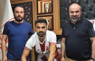 Balıkesirspor, Berat Aydoğdu ile yeniden anlaştı