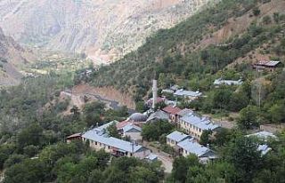 Başbağlar köyü yeni yoluna kavuşuyor