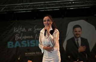 Başiskele’de Öykü Gürman rüzgarı