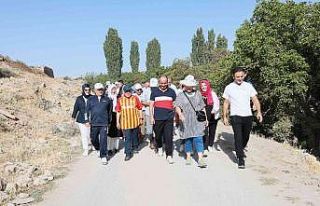 Başkan Büyükkılıç, muhtarlarla Koramaz Vadisi’nde...