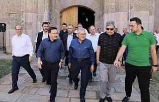 Başkan Büyükkılıç, Vali Çiçek ile birlikte...