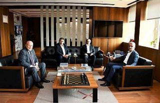 Başkan Pekmezci Ankara’da temaslarda bulundu