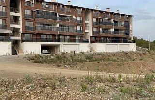 Belediye Başkanının reklamını yaptığı evlerin...