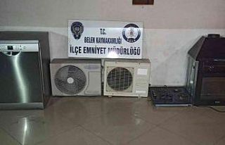 Belen’de evden hırsızlık şüphelisi 3 kişi...