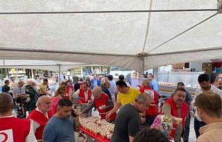 Binlerce Denizlili aşure hayrında buluştu