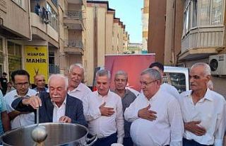 Binlerce vatandaşa aşure ikramı