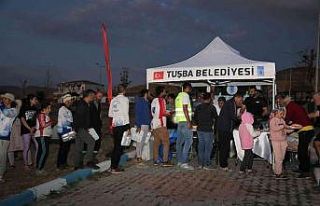 Bisikletçiler Tuşba Belediyesi Halk Plajında konakladı