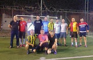 Buldan’da halı saha çürümeye terk edildi