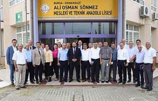 Bursa’da 40 bin öğretmen, 600 bin öğrenci ders...