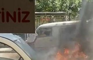 Bursa’da seyir halindeki hafif ticari araç alev...