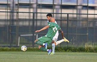 Bursaspor, hazırlık maçında Etimesgut Belediyespor’u...