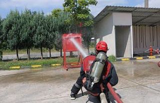 Büyükşehir geleceğin itfaiyecilerini eğitiyor