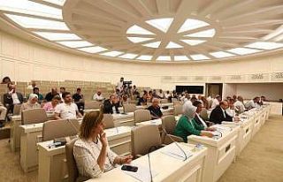 Büyükşehir meclisi toplandı