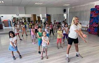 Büyükşehir yaz spor kurslarından 515 öğrenci...