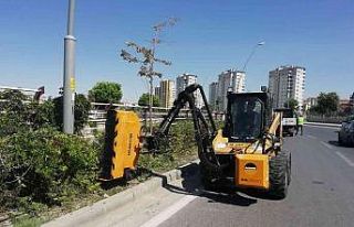 Büyükşehir Yeşil Alan Çalışmalarını sürdürüyor
