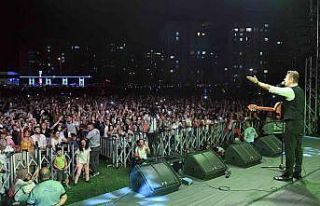 Büyükşehir’in konserleri ile Zafer Bayramı coşkusu...