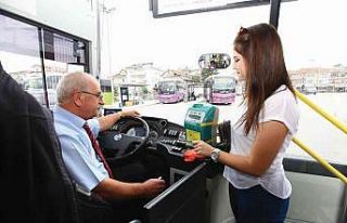 Büyükşehir’in temassız uygulamasıyla ulaşımda...