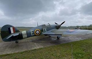 Çekya’da tarihi savaş uçağı gösteri sırasında...