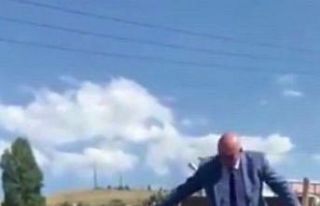 CHP Milletvekili Tanal, arabacıdan ’AK Partiliyim’...