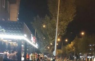 Çorbacıda yan bakma kavgası sokağa taştı, acımasızca...