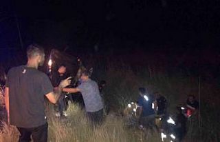 Çorum’da otomobil ticari araca çarptı: 3’ü...