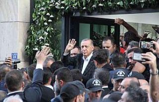 Cumhurbaşkanı Erdoğan’a vatandaşlardan sevgi...