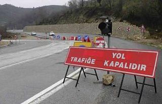 Denizli - Çardak karayolunda çalışmalar devam...