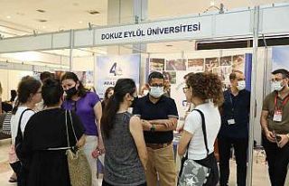 DEÜ, tercih fuarlarının yıldızı oldu