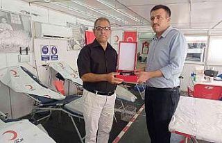 Dicle’de 47’nci kez kan bağışında bulunan...