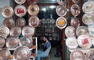 Diyarbakır’da bakır ustası çeyrek asırdır...