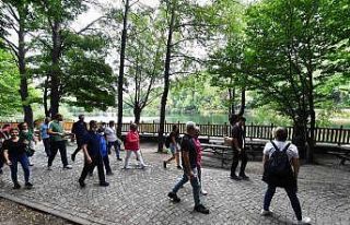 Doğa yürüyüşlerinin üçüncüsü Karagöl’de...