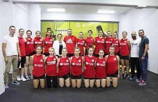 Düzce Belediyeden genç voleybolculara destek
