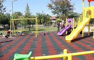 Düzce’de mahalleler yeni parklara kavuşuyor