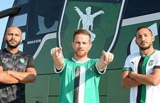 Efeler 09 SFK’nın yeni sezon formaları görücüye...