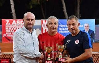 “Efsane” turnuva sona erdi