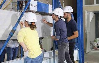 Elazığ depreminden yola çıktılar inşaat sektöründe...