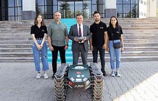 ERÜ öğrencileri, Tarımsal İnsansız Kara Aracı...