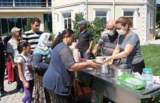 Erzincan’da 3 bin kişilik aşure ikramı