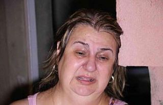 Evleri su basan yaşlı adam ve kızı gözyaşlarına...