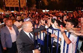 Faruk Özlü’ye sevgi seli